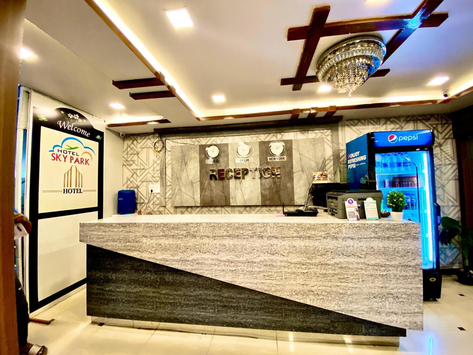 Hotel Sky Park シャムシャバード エクステリア 写真